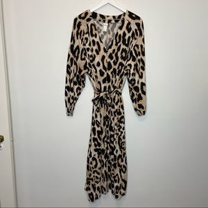 H&M Tie Belt Leopard Print Button Front Dress XL Beige Black